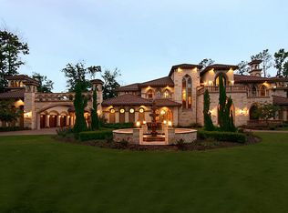 15 Estancia Pl, The Woodlands, TX 77389