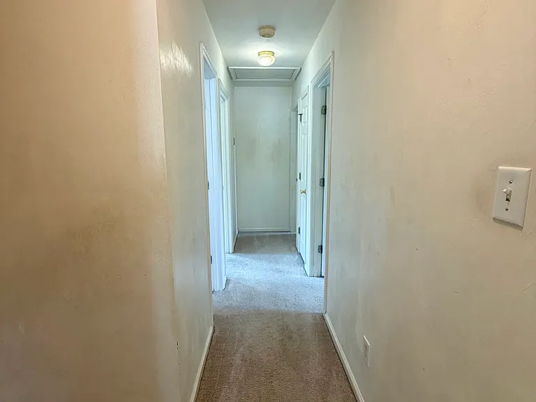 1400 Dalsbury Ln — Photo 19