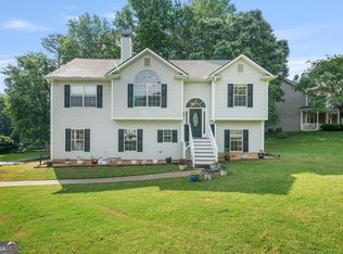 6397 Autumn View Trce NW, Acworth, GA 30101