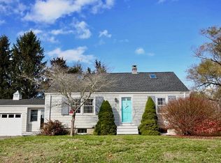 3 Acushnet Rd, Mattapoisett, MA 02739