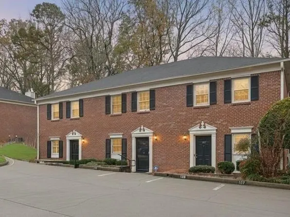 138 Sterling Ct, Alpharetta, GA 30004