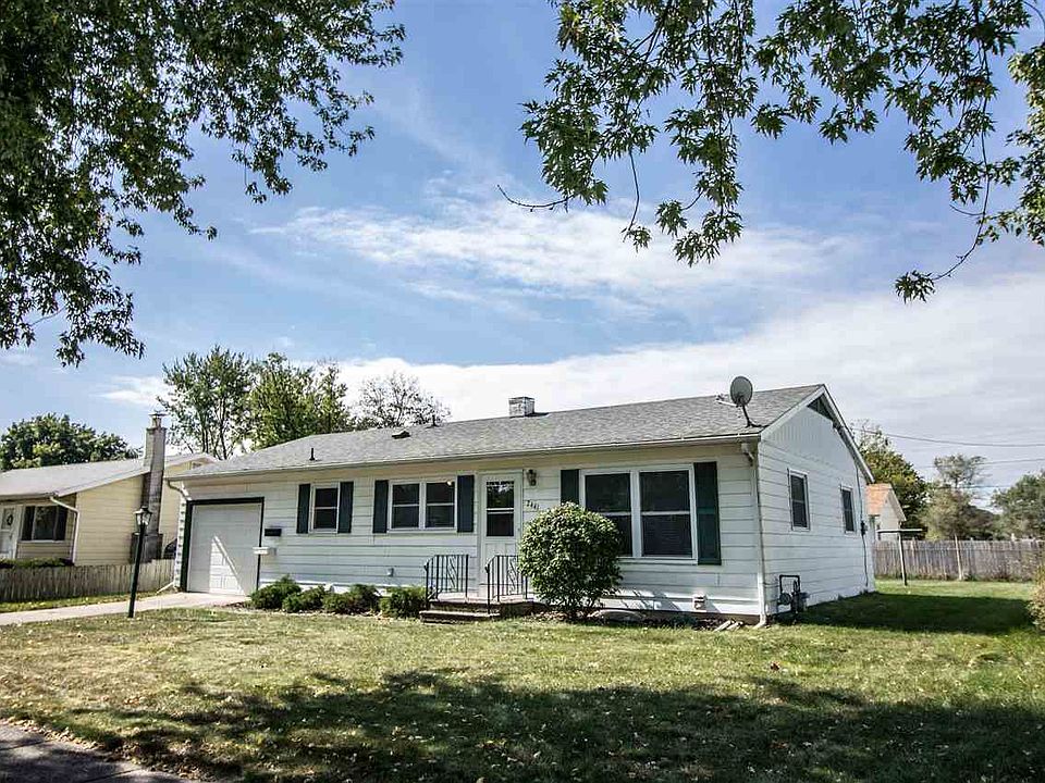 1st image of 2441 Southdale Dr