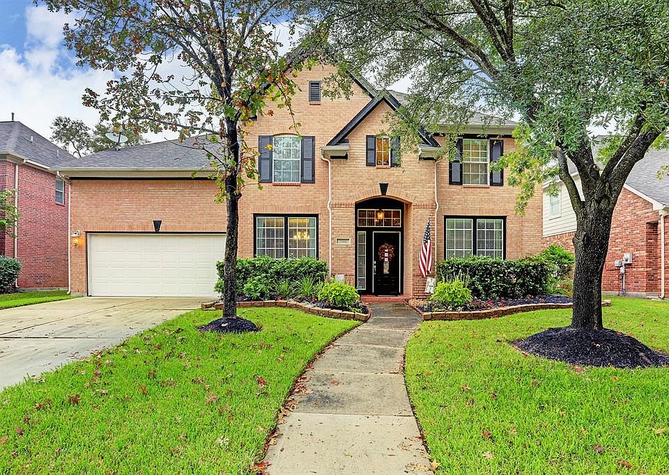 2nd image of 25810 Clear Springs Way