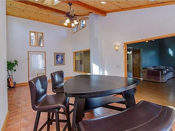5th image of 1037 Hiawatha Pl