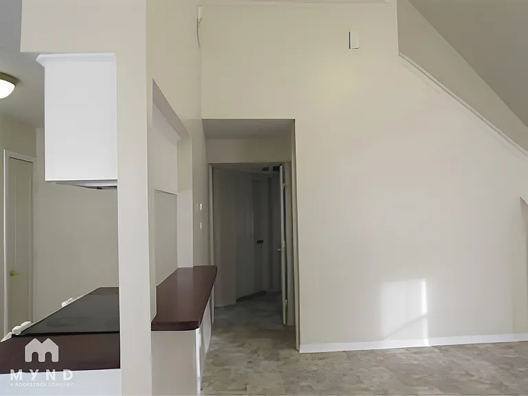 2112 Wavell St — Photo 5