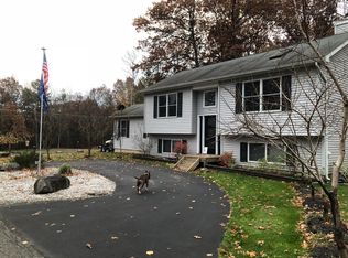 141 Carol Rd, East Stroudsburg, PA 18302