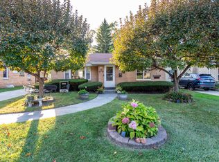 2232 Walnut St, Waukegan, IL 60087