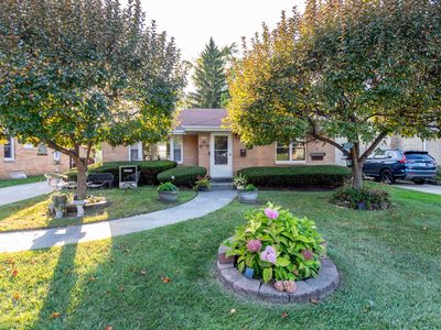 2232 Walnut St, Waukegan, IL, 60087