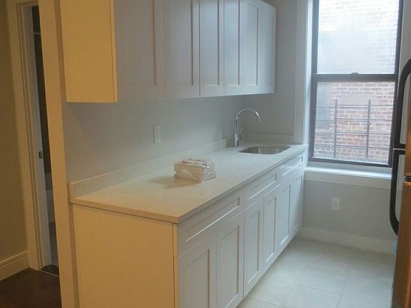 3rd image of 3400 Tryon Ave APT F9