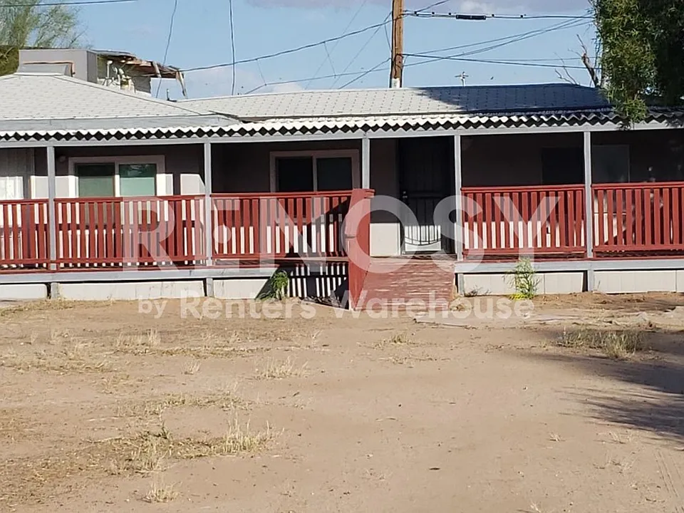 210 N Casa Grande Ave