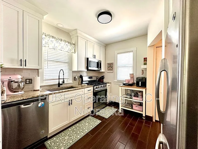 5724 Rees St — Photo 25