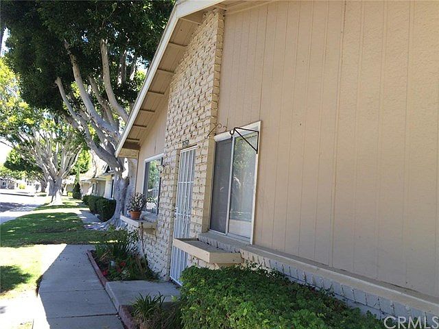 1st image of 2572 N Yardarm Ave