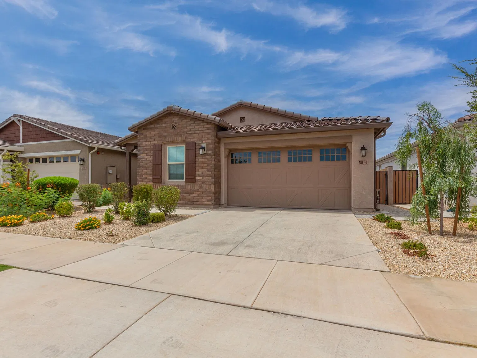 4 bed, 1921 sqft, $2,600 — Photo 2