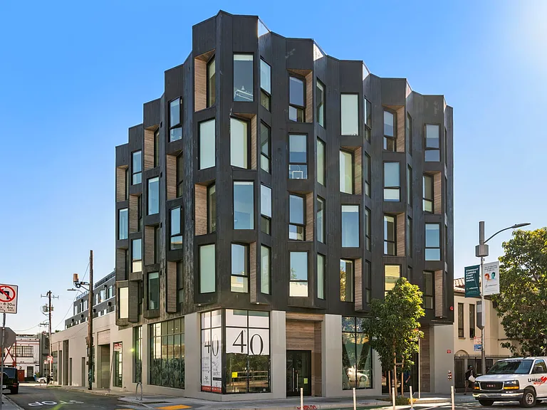 235 Valencia Street — Photo 11
