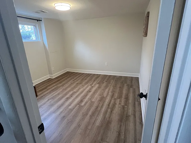 10123 Eastlake Dr — Photo 16