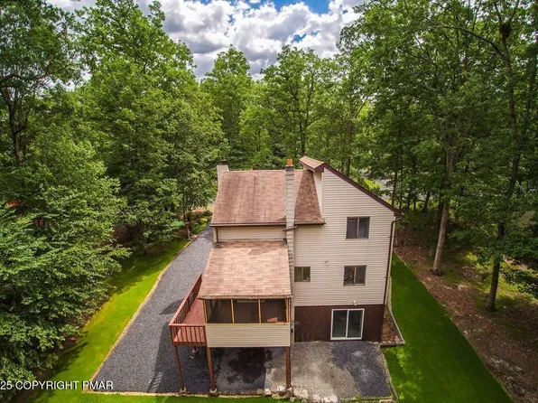 148 Sandlewood Dr, East Stroudsburg, PA 18301