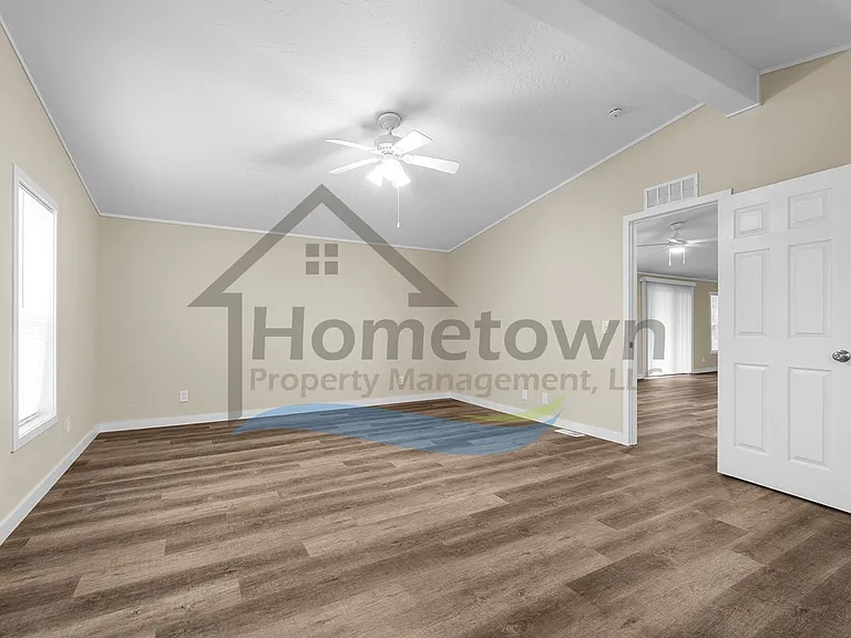 60 Short Dr — Photo 20