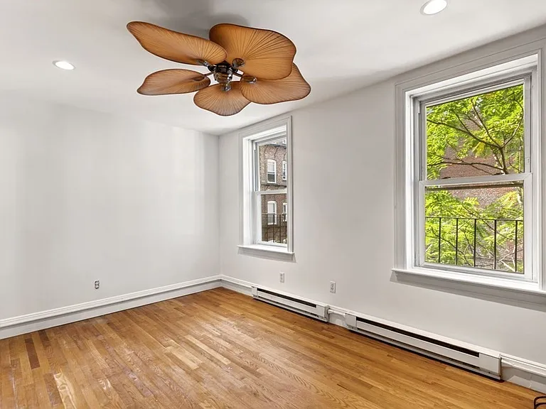 16 Henchman St #3R — Photo 2
