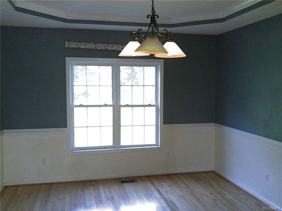 5th image of 115 Meadowcrest Trl
