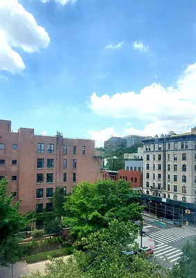 Rented by Compass | media 5