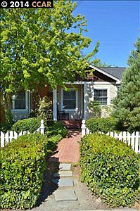 3rd image of 21883 Baywood Ave