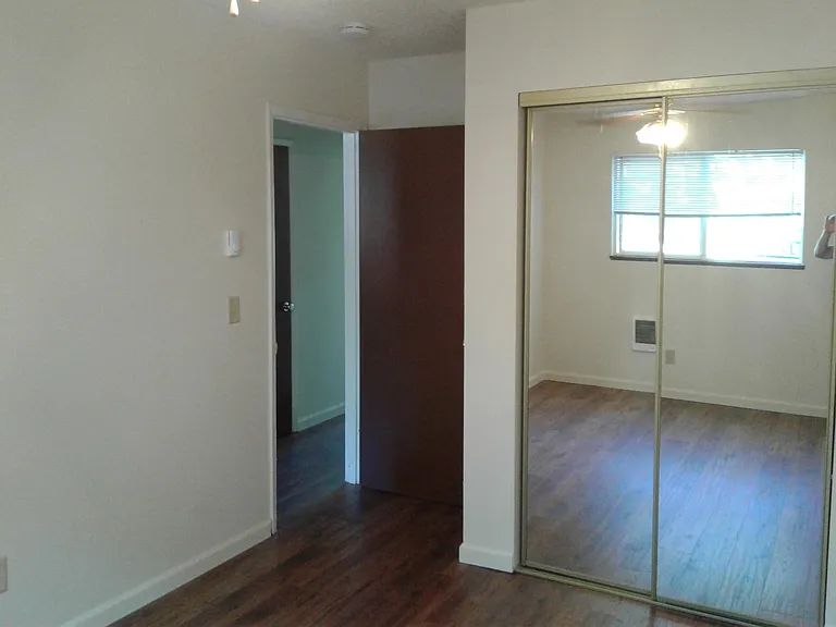 8322 N Edison St — Photo 11