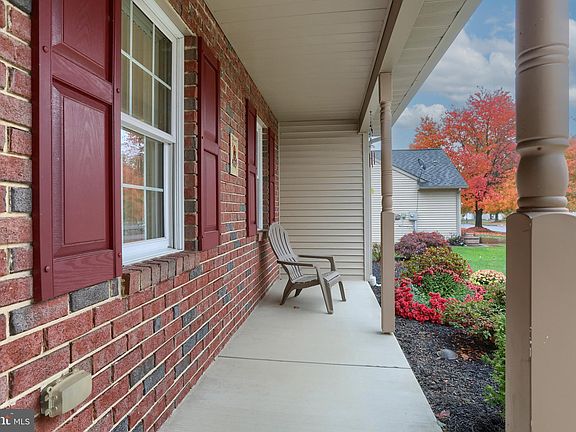 5th image of 15 Rosemont Dr #L-0307