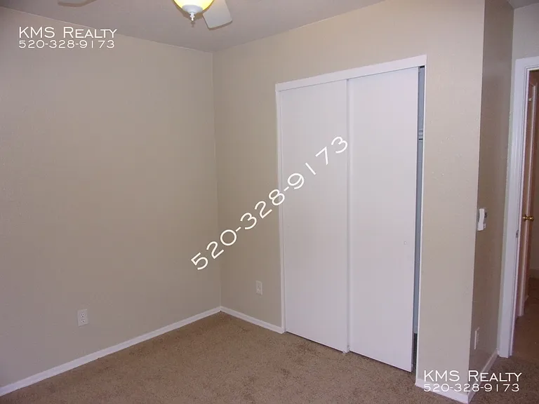 1900 W Nava Dr — Photo 22