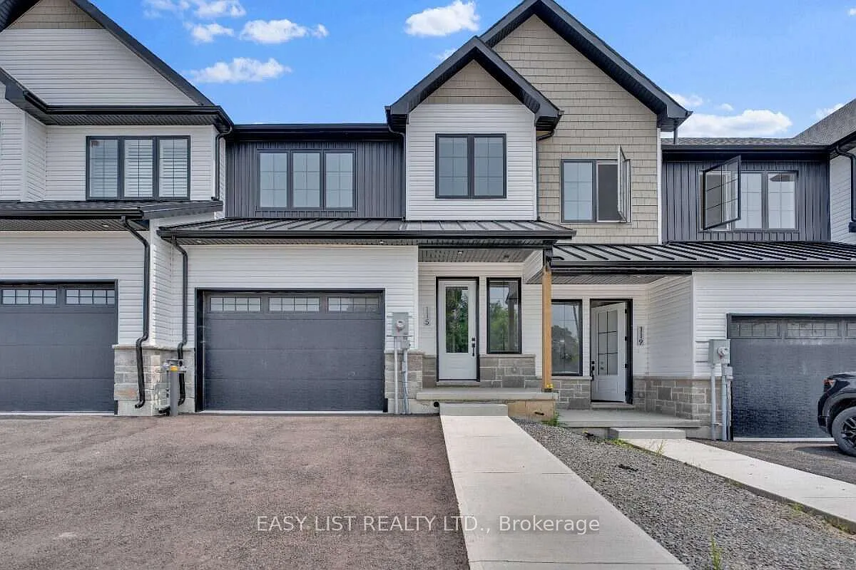 3 bed, $2,900 — Photo 1