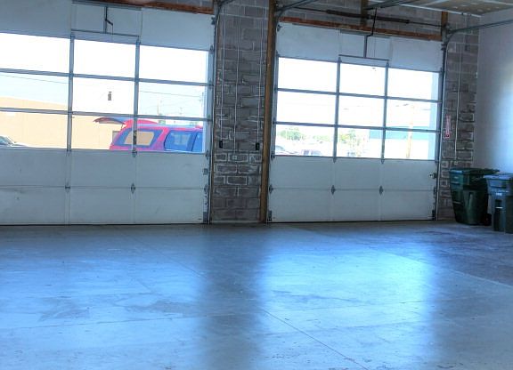 2nd image of 500 E Parrish Ave