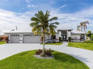 512 SE 33rd TER, CAPE CORAL, FL 33904