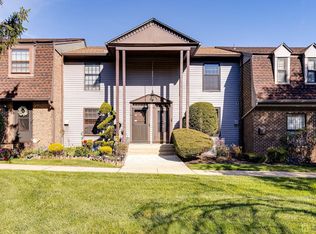 323 Gill Ln APT 5G, Iselin, NJ 08830