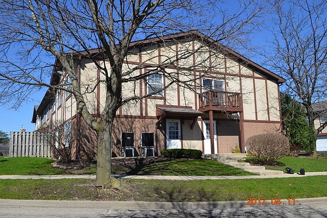1st image of 1009 Greenwood Cir #1009