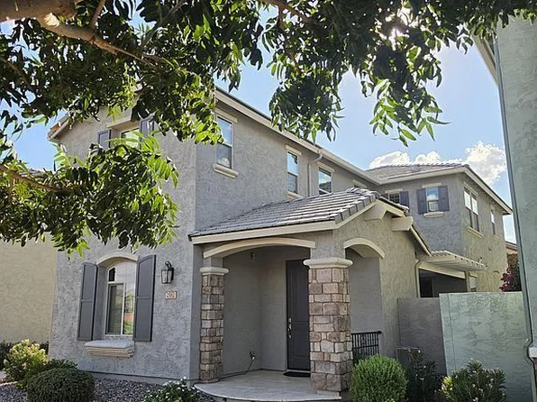 2582 S Betty St, Gilbert, AZ 85295