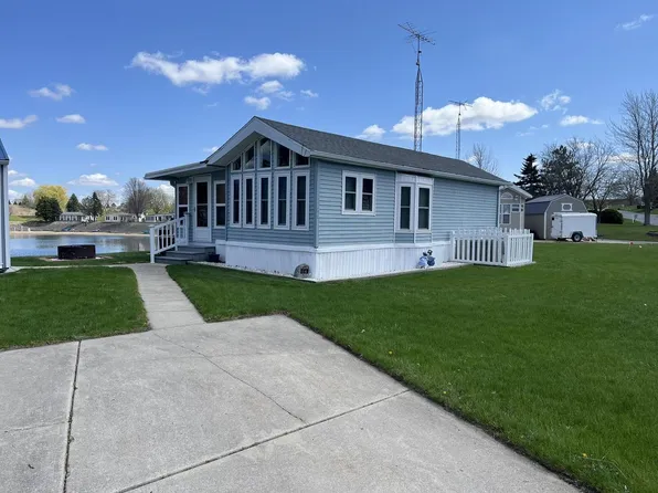 W4945 County Road ES #64, Elkhorn, WI 53121