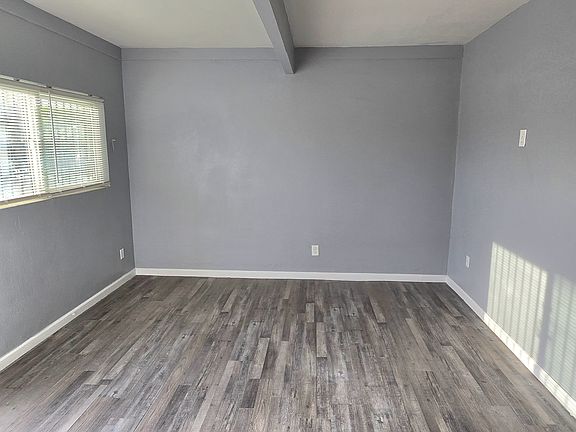 3rd image of 2227 Stewart Ave #2