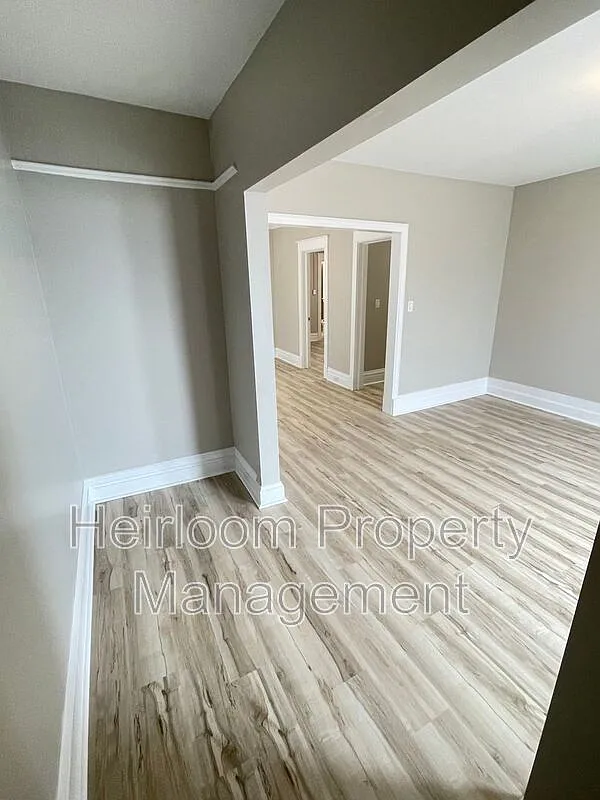 2 bed, 1.0 bath, 100 sqft, $1,425 — Photo 4