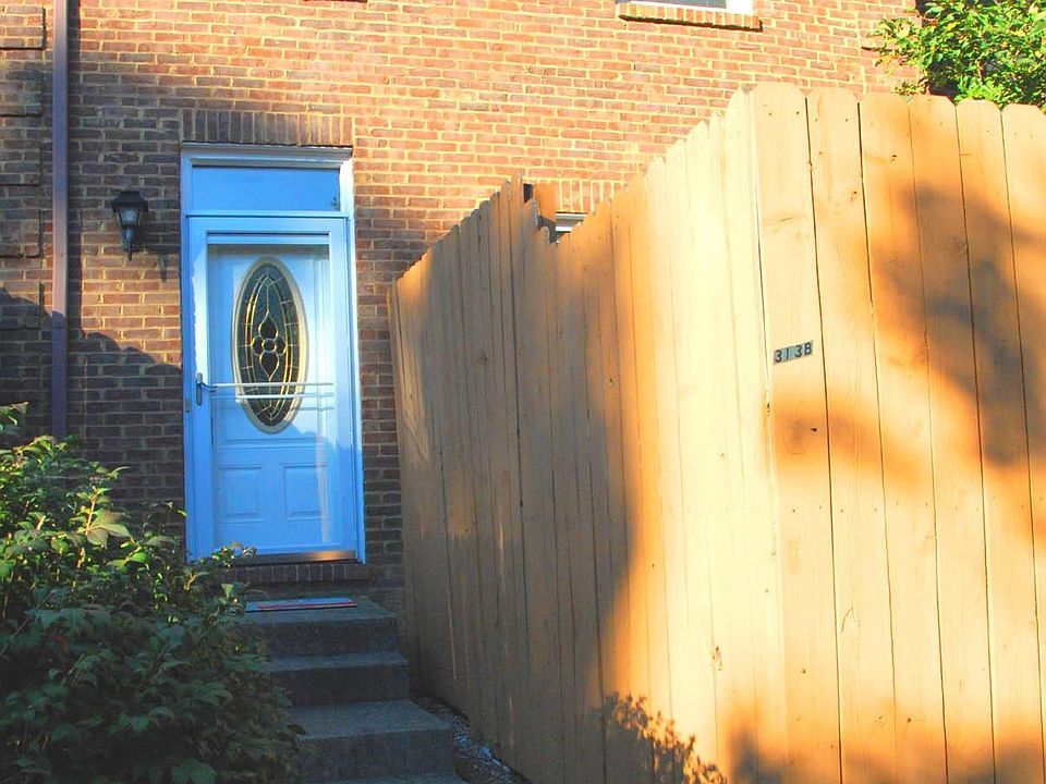 1st image of 313 Bainbridge Dr APT B