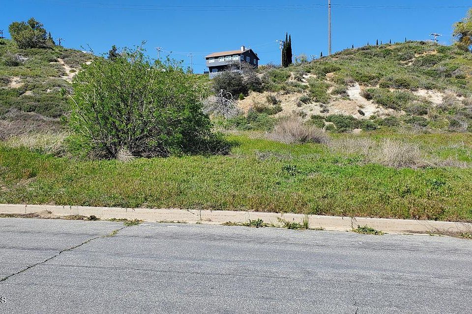 1st image of 3225-037 Three Points Rd