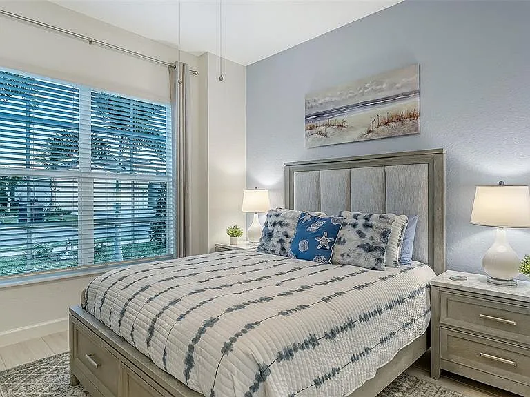 5612 Lightning Whelk Ln — Photo 32