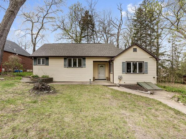 805 Manor DRIVE, Twin Lakes, WI 53181