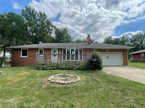 5724 Bonnie Lou Dr, Akron, OH 44319