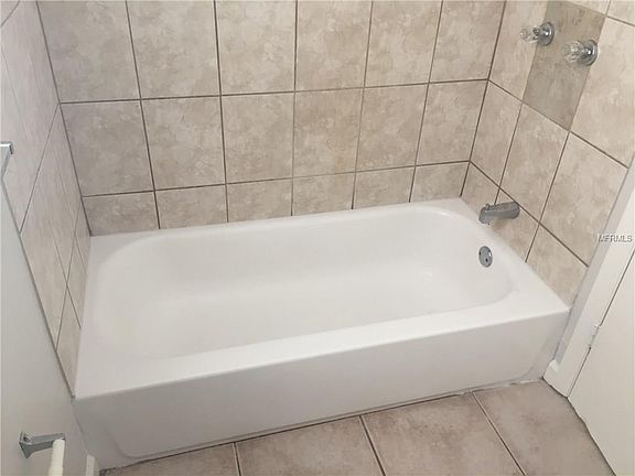 5th image of 3411 E 33rd Ave