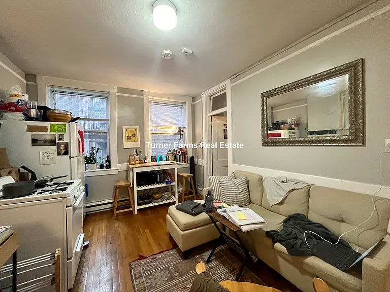 161 Endicott St — Photo 17