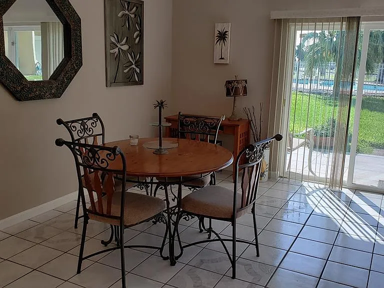 801 Beach Blvd — Photo 8