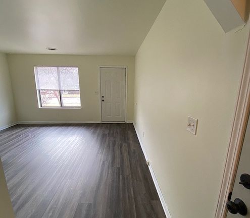 3rd image of 1414 Hanford Ave #1414