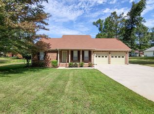 421 Jackson Ave, Rogersville, AL 35652