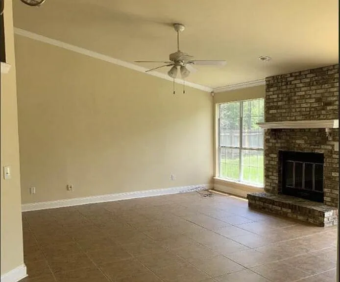 8584 Bandera Cir W — Photo 3