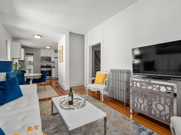 185 Powder House Blvd, Somerville, MA 02144