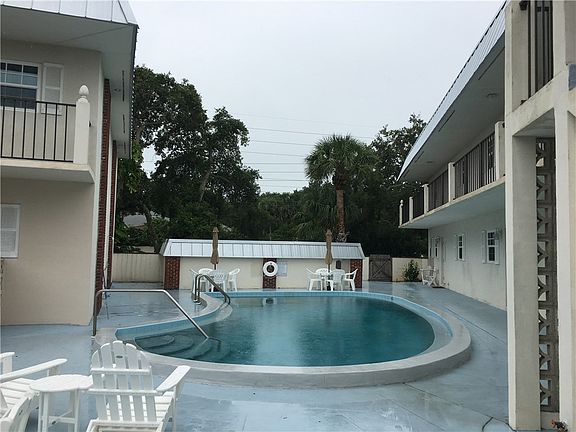 5th image of 900 Jasmine Ln #102A